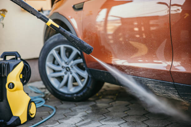 Best Commercial Pressure Washing  in Highland On The Lake, NY